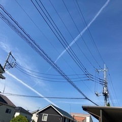 「ケムトレイル」5/10 09:10上空