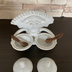【取引中】引越しセール！バリ 調味料入れ 塩コショウ入れの画像
