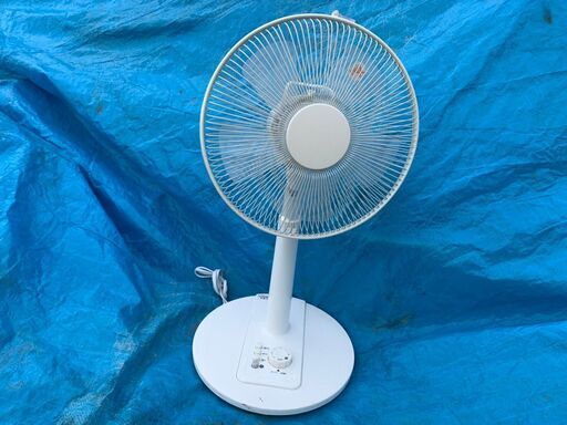 30cmリビング扇風機　1000円　ニトリ　KJF-35T_WHIQ　桜が丘まで取りに来てくださる方限定