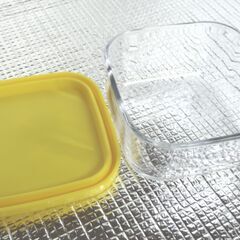 💥値下げ😍小型角型　ガラス 耐熱  電子レンジ・オーブン使用OK　保存容器　蓋付　キッチンウェアー　￥50の画像