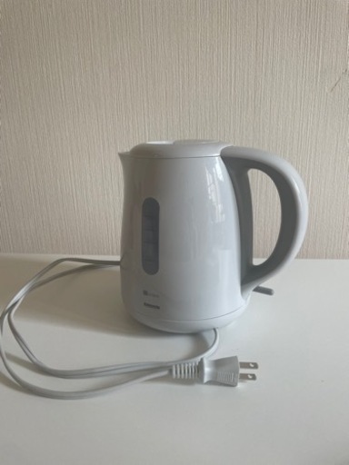 電気ケトル　ニトリ　グレー　美品