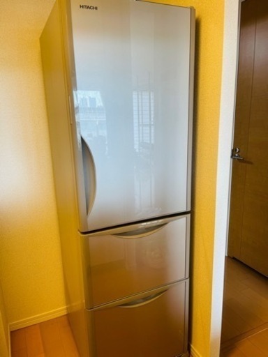 HITACHI　冷蔵庫　R-S32JV(XN)型