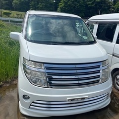 日産　エルグランド　H16 走行距離浅め　