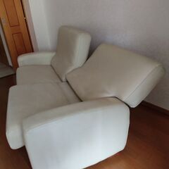 ソファー無料で譲渡の画像