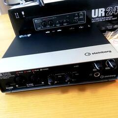 Steinberg UR242 オーディオインターフェースの画像