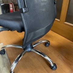 オフィス用チェア   パソコン用椅子の画像