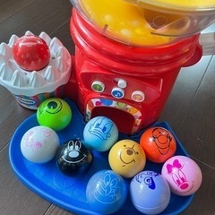 【ベビーおもちゃ】はじめて英語 ディズニー＆ディズニー・ピクサーキャラクターズ おしゃべりいっぱい！ガチャの画像