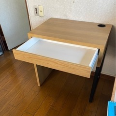 イケア　IKEA PCデスク　MICKE ミッケの画像