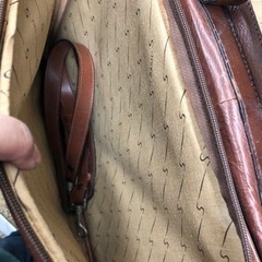 イタリア製　カバン　本革？の画像