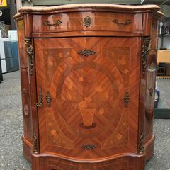 アンティーク 象嵌細工 コンソールキャビネット 鍵付 サイドボード