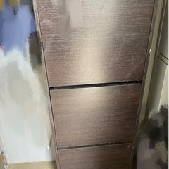 引き取り限定　靴箱　無料
