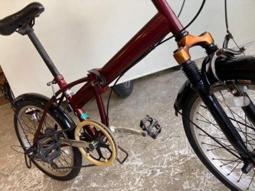 前後タイヤ・チューブ新品！】6段変速 20インチ折りたたみ自転車