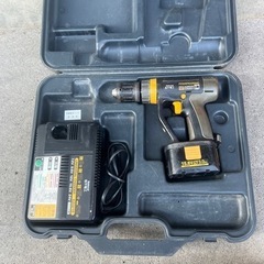松下電工　振動ドリル15.6v