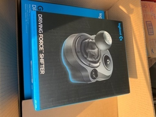 【新品！】ロジクール　G29ステアリングコントローラー　➕　シフター