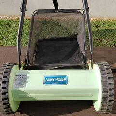 手動芝刈り機　MLM-300　差し上げます　セブンイレブン西東京市向台5丁目店に取りに来れる方限定の画像