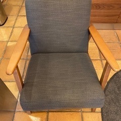 取引中　IKEA 椅子　EKENÄSET エーケネーセット パーソナルチェア, ヒッラレド チャコールの画像