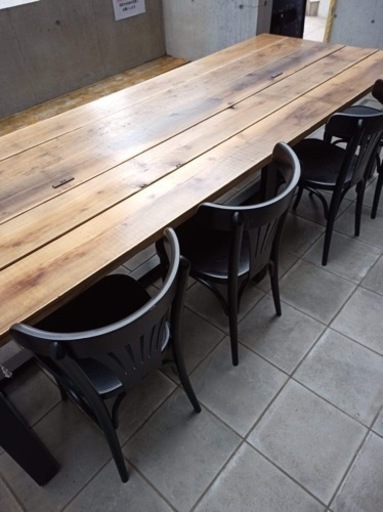 8人がけダイニングテーブル