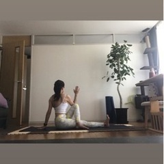プライベートオンラインヨガ　あなたのペースでやりませんか？