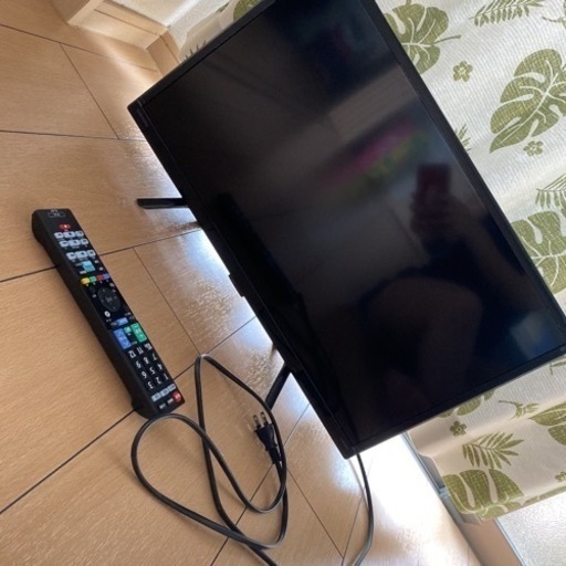 テレビ　24型