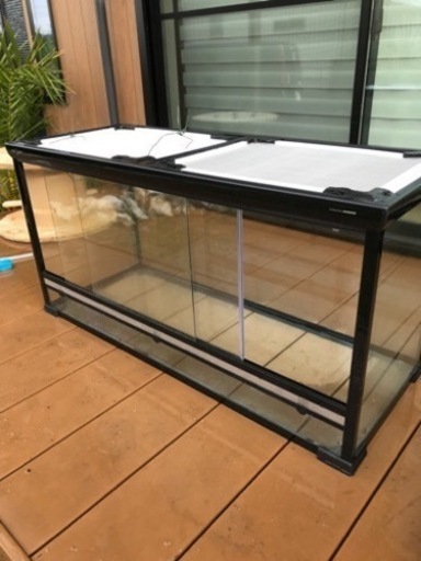 爬虫類用大型ケージ120×60×45