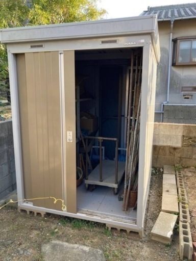 イナバ　物置　　鍵有り　　バラした状態でのお渡し　ネクスタ NXN-28CS