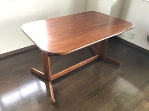 ★食卓テーブル 組立式 80×125cm ★