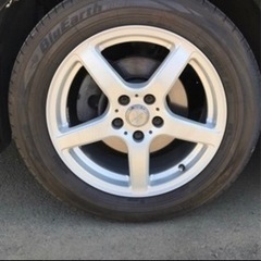 215/60R17 タイヤアルミセット　14年製