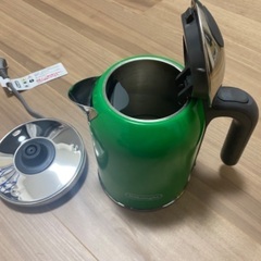 【決定済み】湯沸かし ケトル デロンギ 電気ケトル グリーン 瞬...