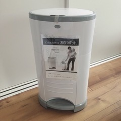 おむつポット　おむつ用ゴミ箱の画像
