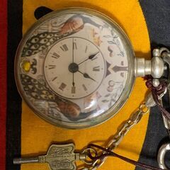 EXCTUSIF　カギ巻き　振り子式　孔雀