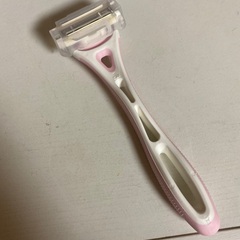 セブンイレブン　カミソリ　ボディ用　5枚刃