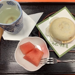 5月11日(水)19:00からご飯行きませんか？札幌→福岡旅行中です。