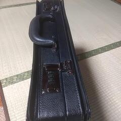 アタッシュケース、工具入れ？弁当入れ？の画像