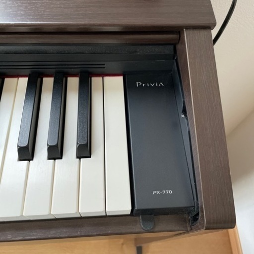 電子ピアノ CASIO Privia PX-770 2017年製
