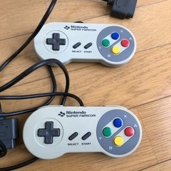 スーパーファミコン☆本体とコントローラー2つ、ソフト10本の画像