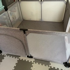 ベビーサークル　中古品