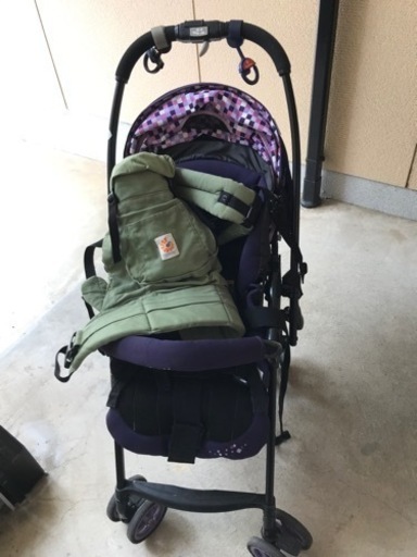combi ベビーカー　&   ergobaby 抱っこ紐