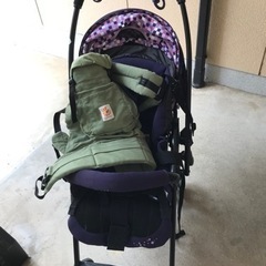 combi ベビーカー　&   ergobaby 抱っこ紐