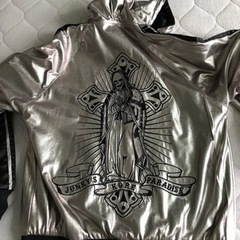 リバーシブルジャケットの画像