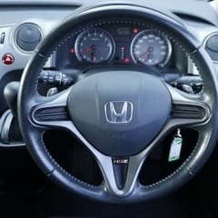 ロールーフミニバン！快適走行で楽しいカーライフ！人気の白ボディ！の画像
