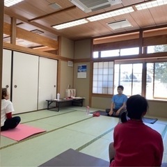 ストレッチ、筋トレ、ヨガ