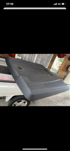 ハイラックス　トノカバー