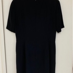 女性用礼服の画像