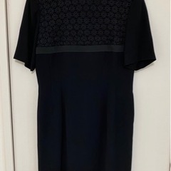 女性用礼服の画像