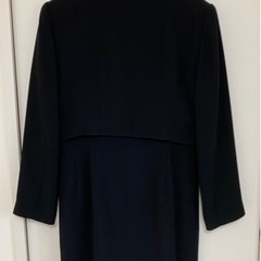 女性用礼服の画像