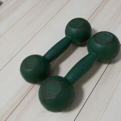 5/22まで　ダンベル５キロ×2個セットの画像