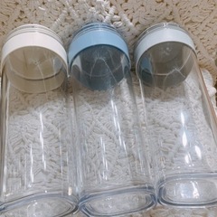飲み物入れ