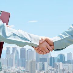 トヨタ自動車で塗装業務／時給2,065円、入社特典86万円、寮費...