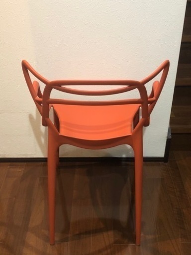 カルテル マスターズチェア(オレンジ)の出品です。