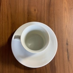 未使用　珈琲館のカップ&ソーサー お皿直径14センチ カップ直径7、高さ6.5センチの画像